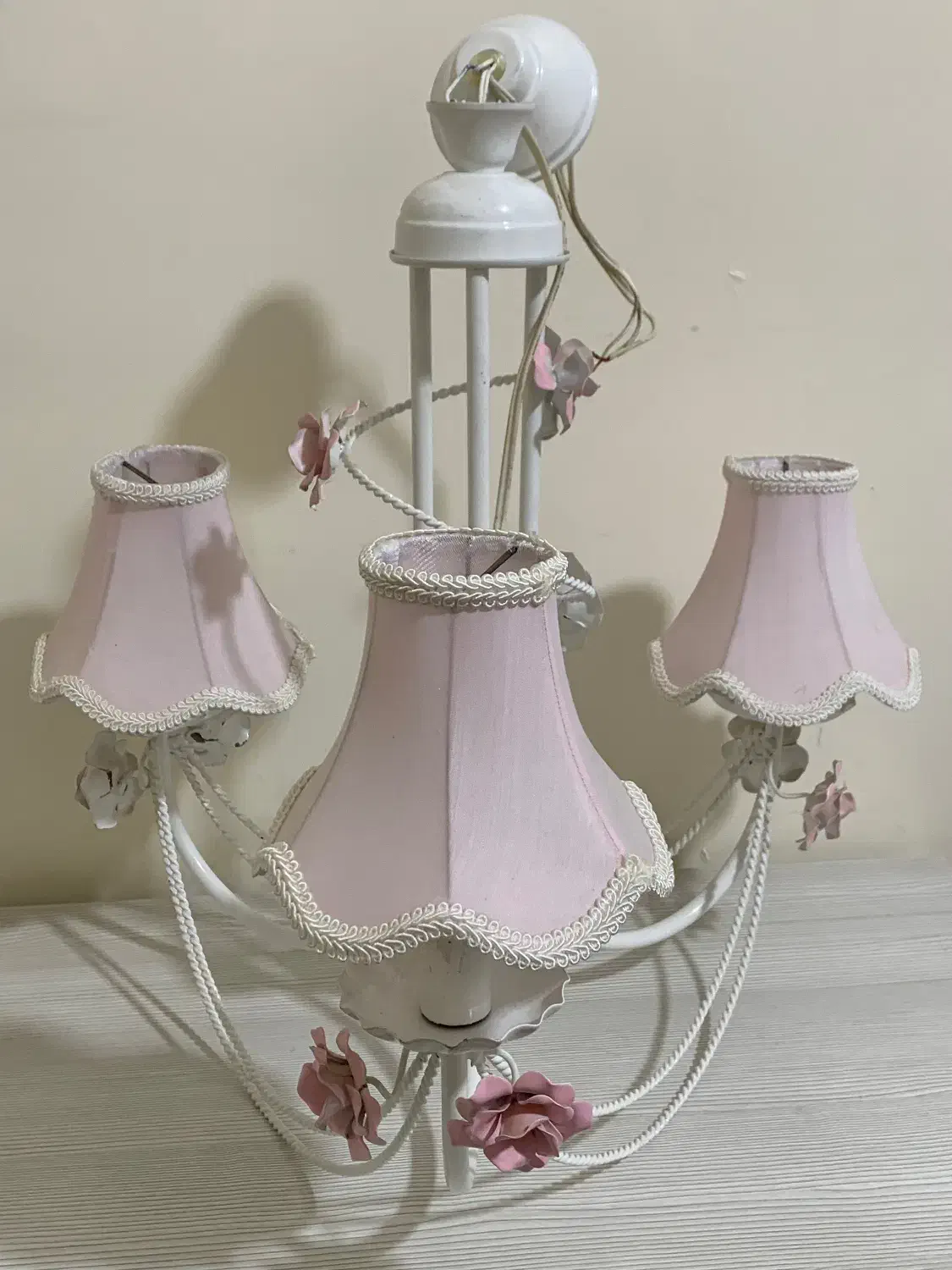 لوستر سه شاخه دخترانه طرح فانتزی|لوستر و چراغ آویز|تهران, امانیه|دیوار