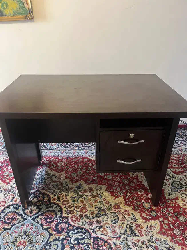 میز دخل یا تحریر با ۲کشو|مبلمان اداری|دامغان, |دیوار