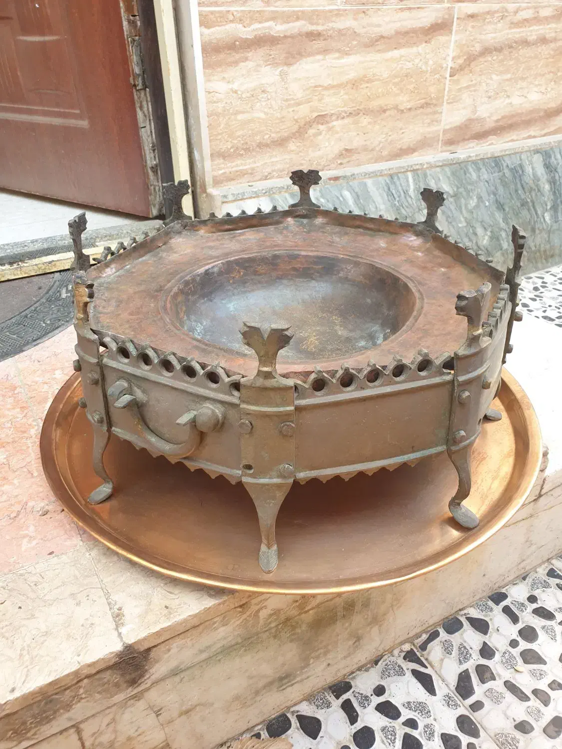 منقل برنجی .سماور مسوارروسی.سماور نفتی|کلکسیون اشیاء عتیقه|لاهیجان, شهید آوینی|دیوار