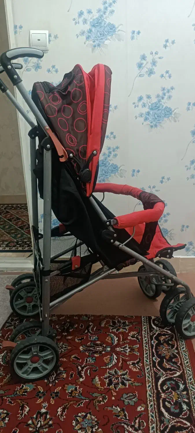 کالسکه خارجی تاشو درحد نو|کالسکه و لوازم جانبی|ساوه, |دیوار