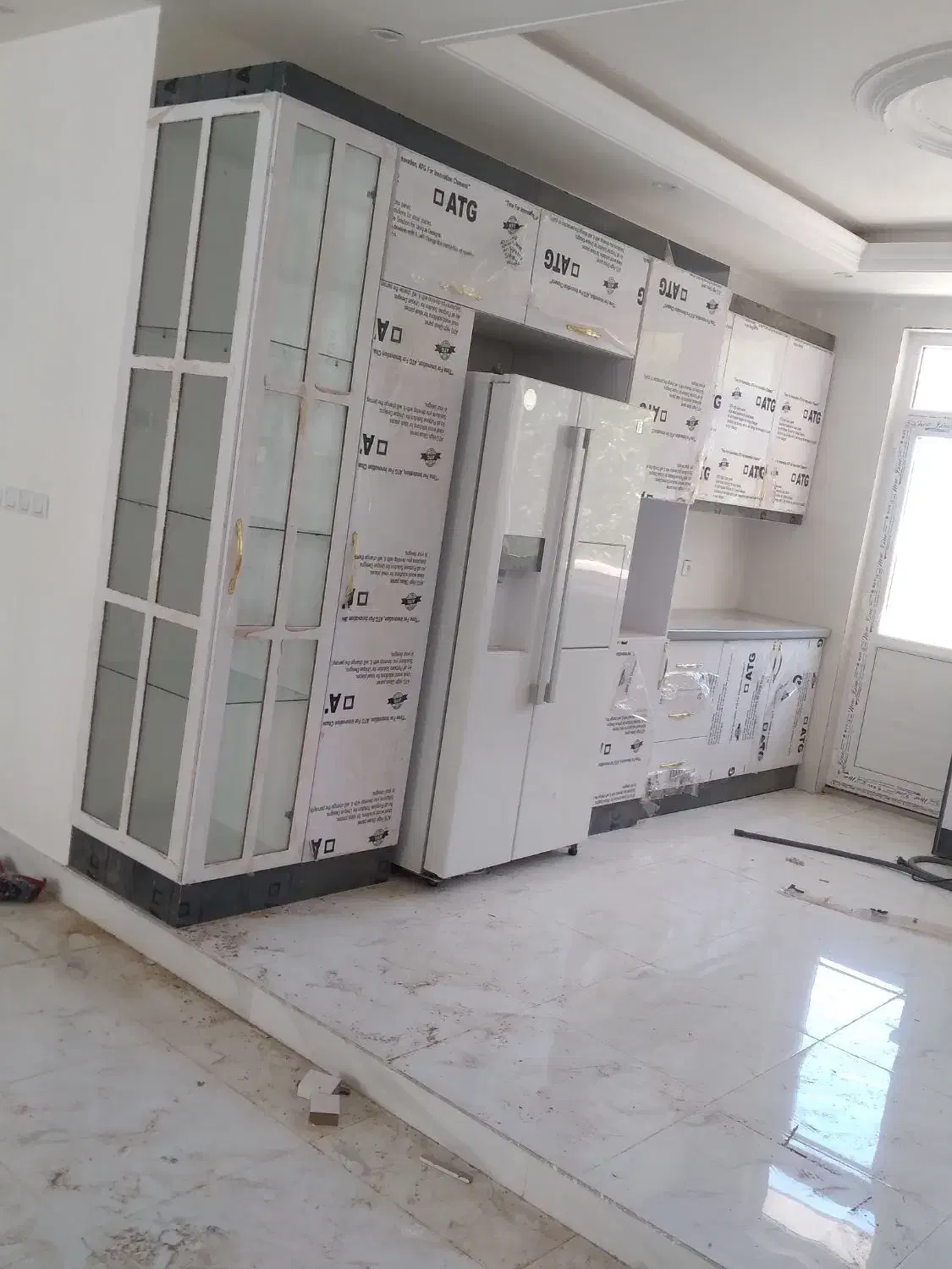 ساخت کابینت وکمددیواری جابه جایی وتعمیرات|خدمات پیشه و مهارت|بروجرد, |دیوار