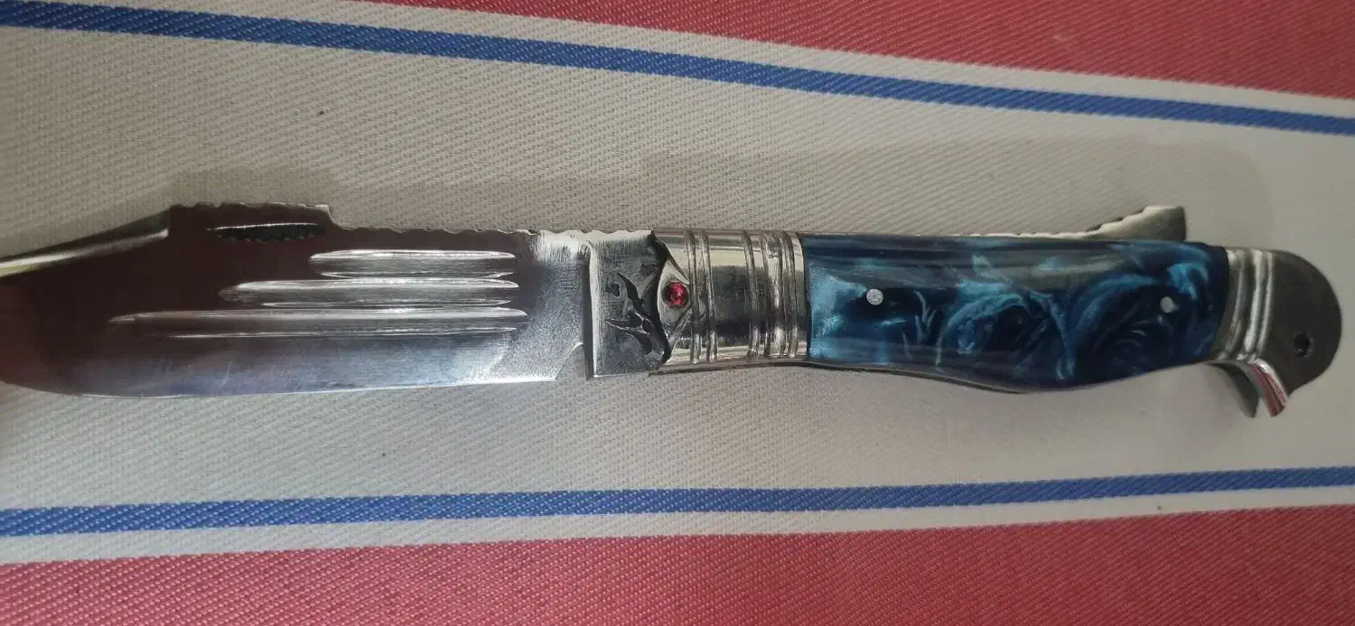 تسبیح و چاقو|کلکسیون اشیاء عتیقه|خرمآباد, |دیوار