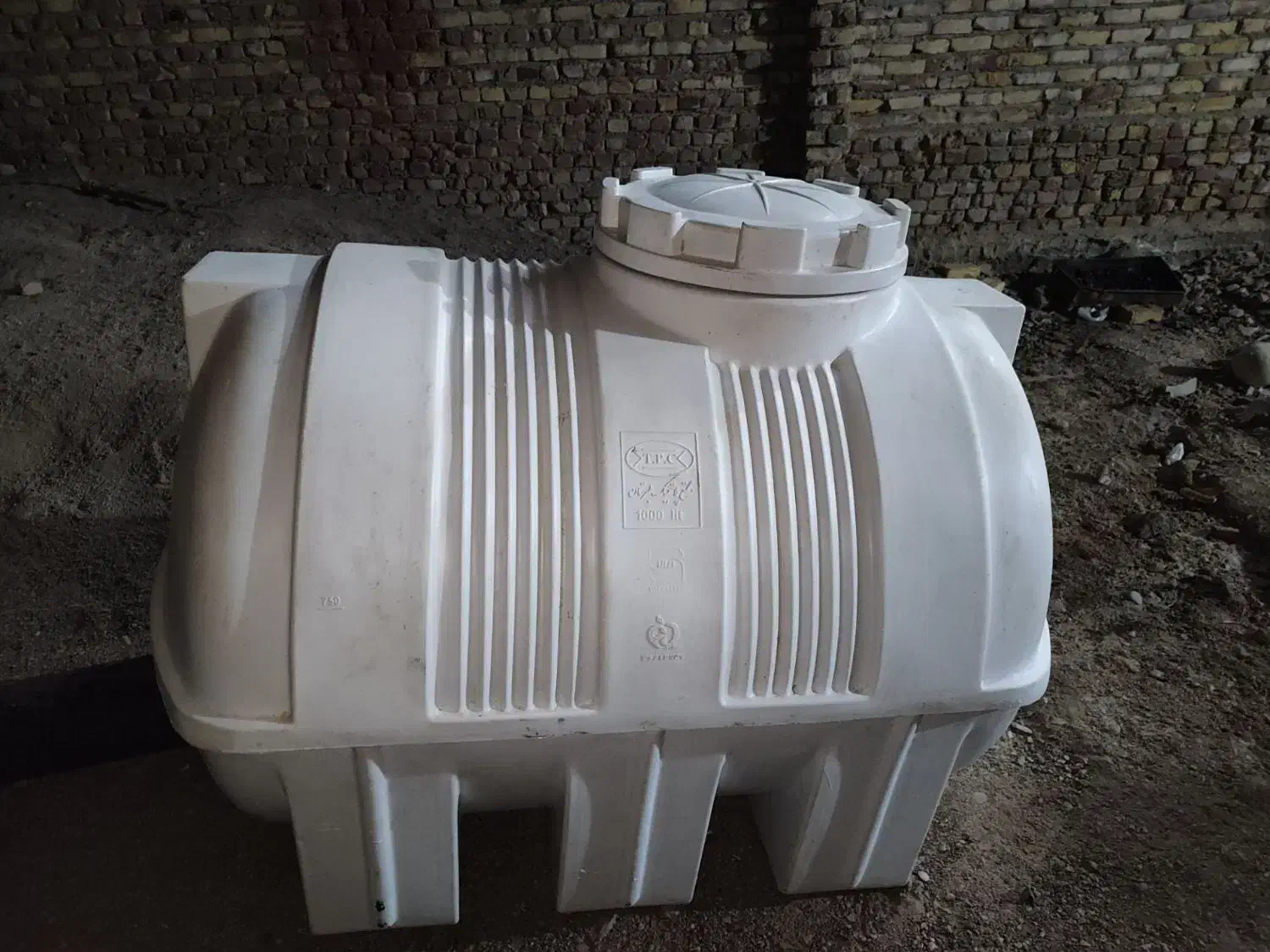 تانکر هزار لیتری طبرستان در حدخشک|مصالح و تجهیزات ساختمان|زابل, |دیوار