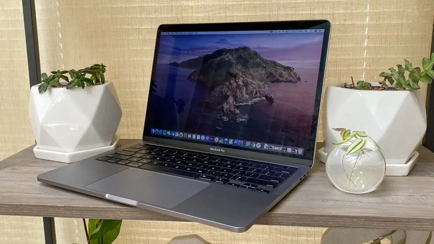 مک بوک پرو 2020 i5 رم 16 MacBook Pro 13inch|رایانه همراه|تهران, فلسطین (میدان انقلاب)|دیوار