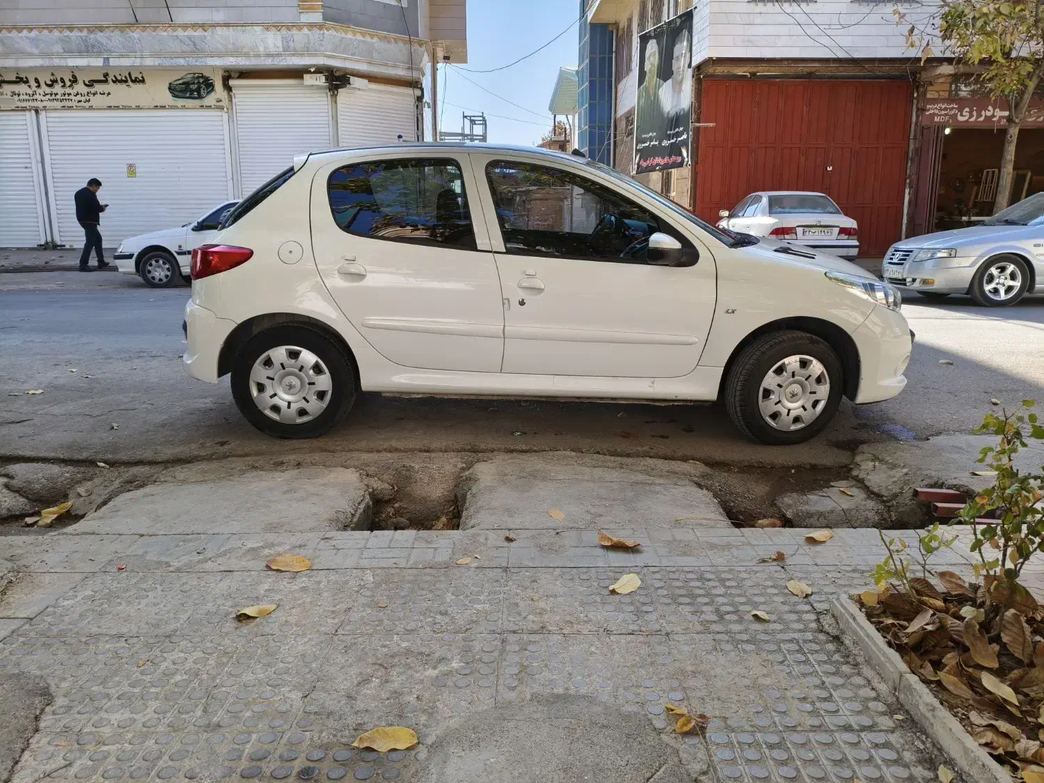 ۲۰۷ مدل ۴۰۱ سقف فلز معاوضه. الشتر|خودرو سواری و وانت|الشتر, |دیوار