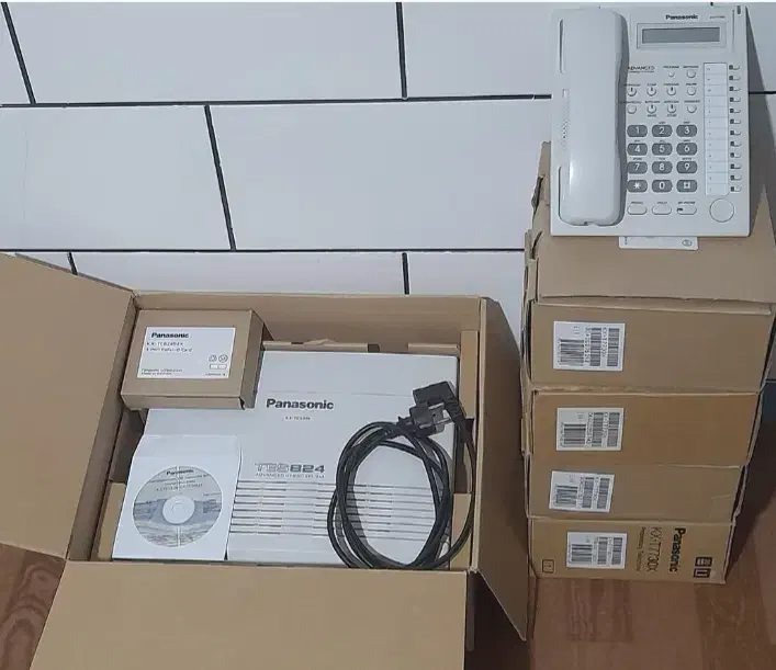 دستگاه منشی سانترال پاناسونیک ۸۲۴|تلفن رومیزی|ابریشم, |دیوار