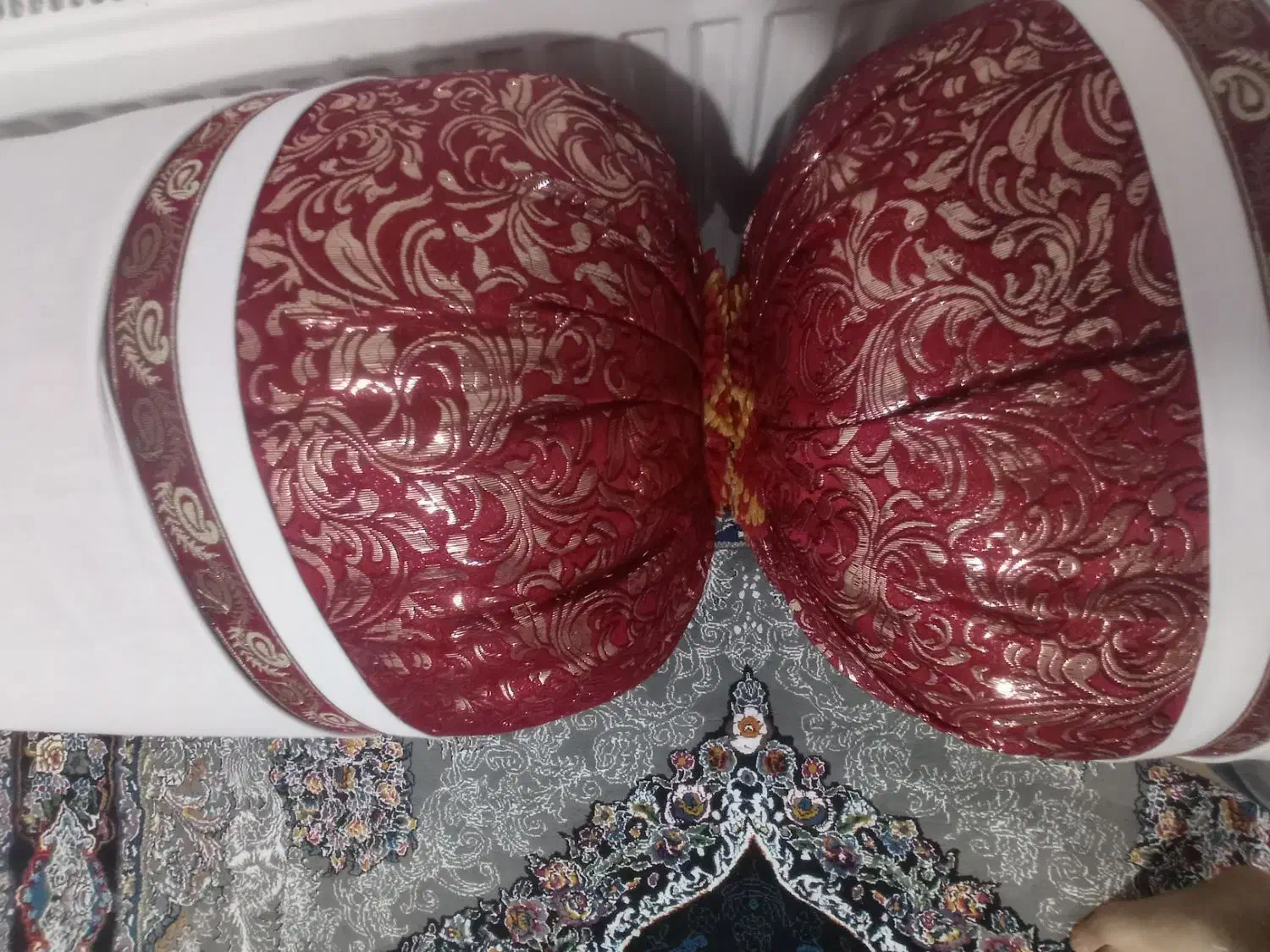 بالشت سنتی|رختخواب، بالش، پتو|شیراز, کوشک میدان|دیوار