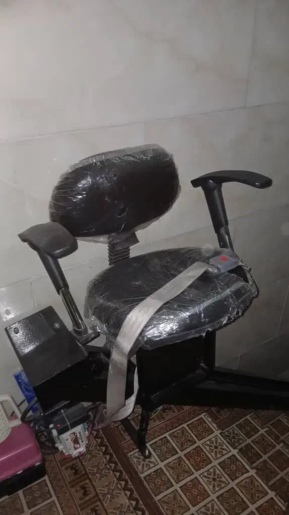 یک پله برقی نو بدون استفاده|مصالح و تجهیزات ساختمان|شاهینشهر, شهرک گلدیس|دیوار