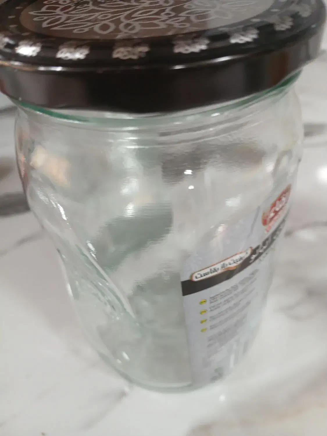 تعدادی جا نوشابه و شیشه یه کیلویی|ظروف نگهدارنده، پلاستیکی، یکبارمصرف|یاسوج, |دیوار