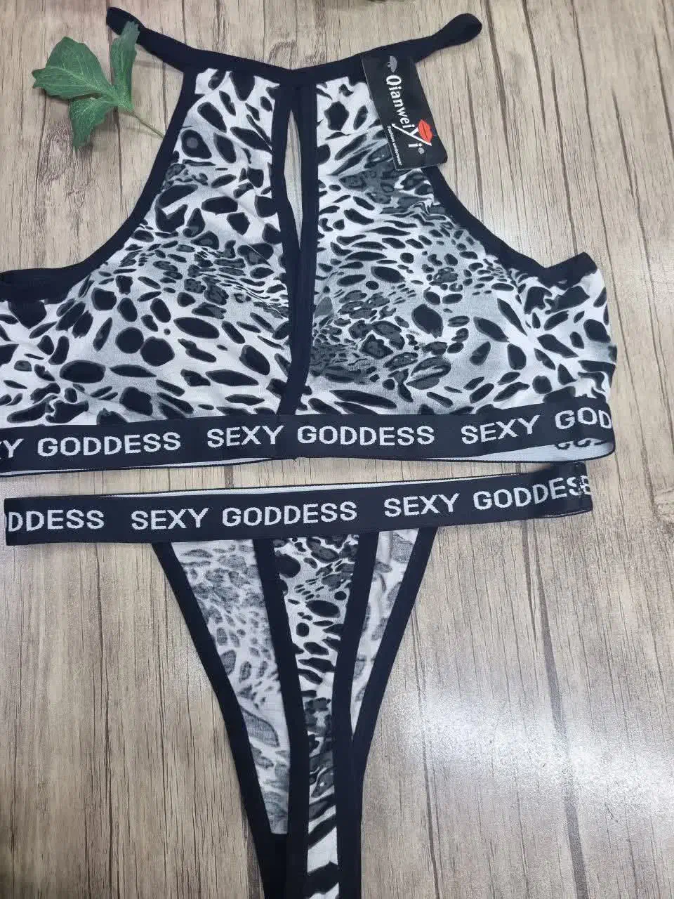 لباس زیر زیرقیمت بازار|لباس|قم, باغ کرباسی|دیوار