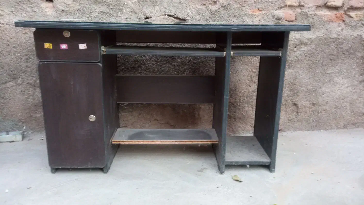 میز کامپیوتر|میز تحریر و کامپیوتر|زبرخان, |دیوار