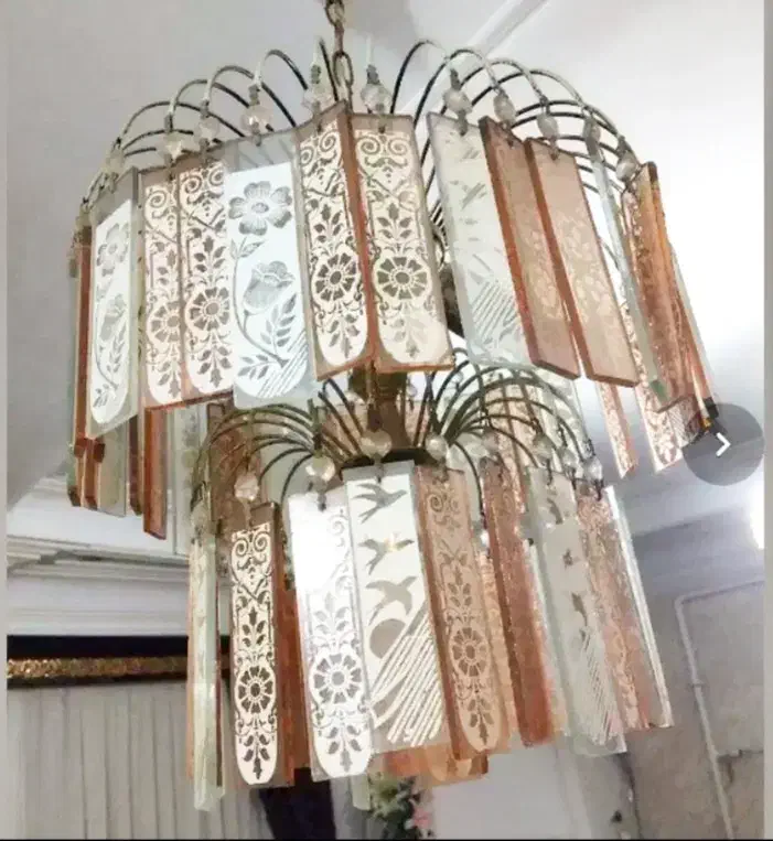 لوستر کلاسیک فقط ۶۰۰ تومن|لوستر و چراغ آویز|رشت, شهرک آیت الله منتظری|دیوار