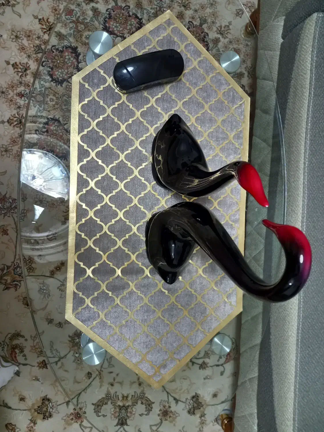 بخاطر تغیر دکور|مبلمان خانگی و میز عسلی|کوچصفهان, |دیوار