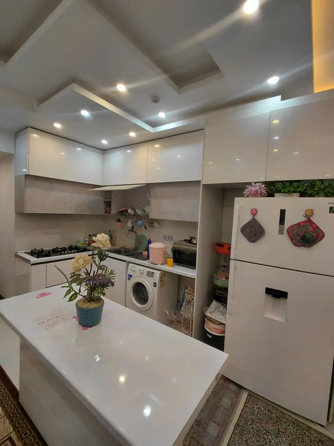 آپارتمان ۱۱۰ متری/شخصی ساز/جهاد|اجارهٔ آپارتمان|کرمان, |دیوار