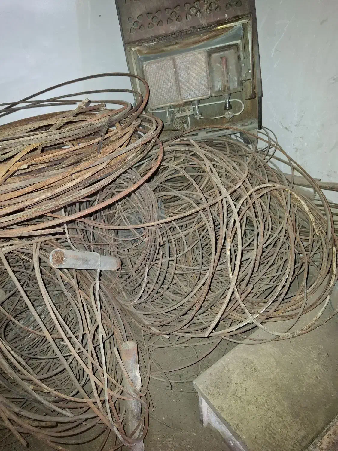 مفتول آهنی|مصالح و تجهیزات ساختمان|سبزوار, هویزه|دیوار