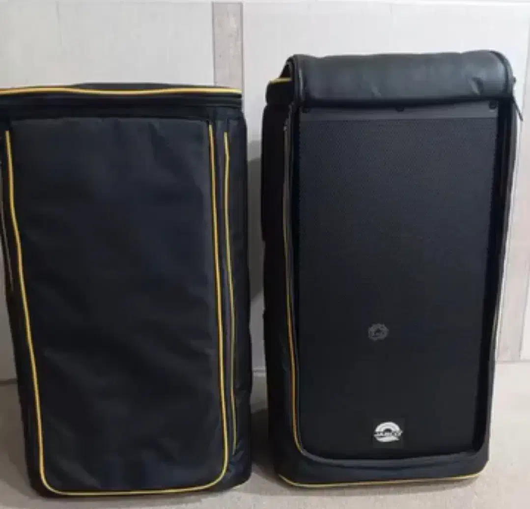 بانداکتیو|آلات موسیقی|قشم, |دیوار