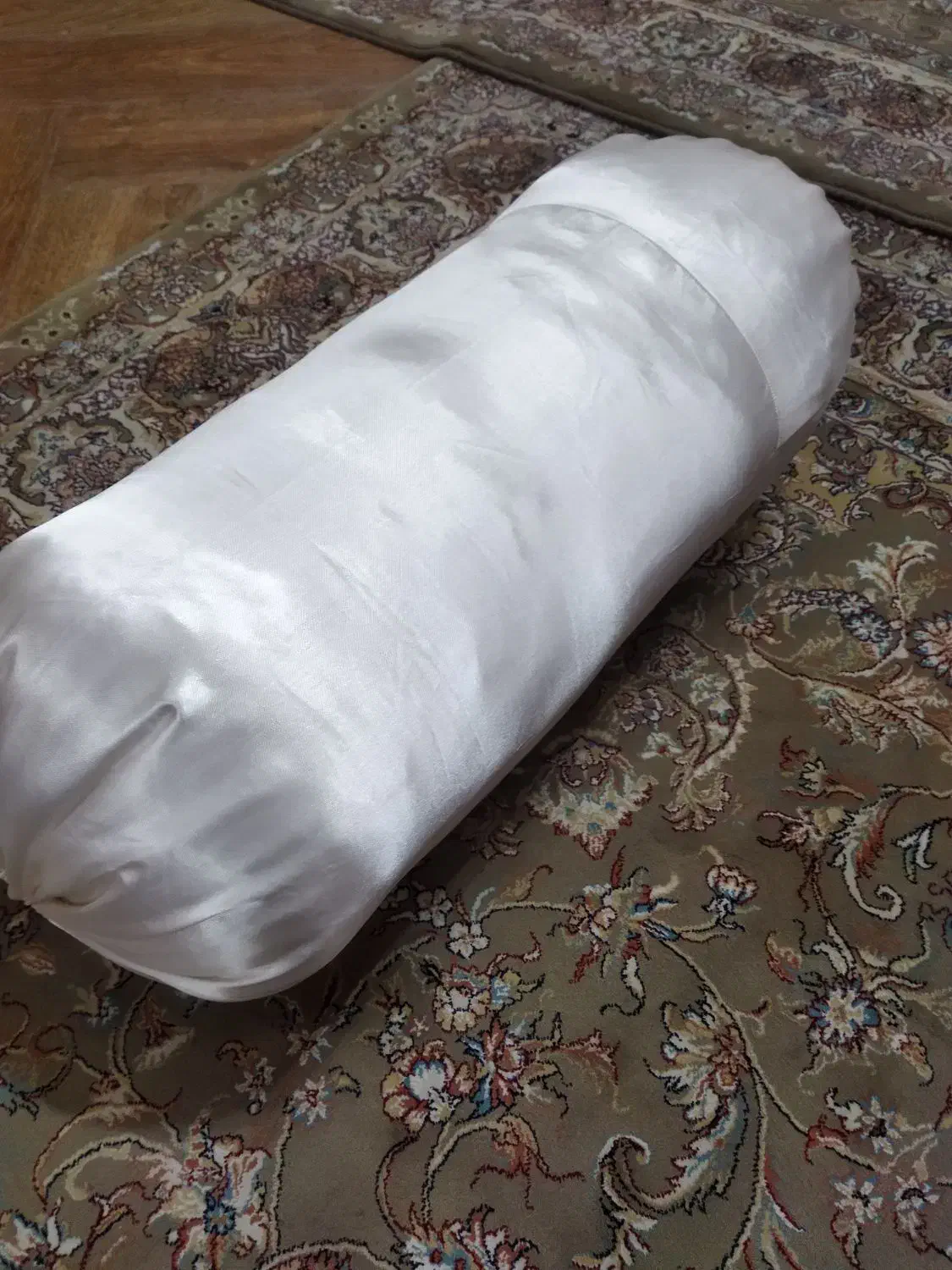 متکا|رختخواب، بالش، پتو|رشت, فرزانه|دیوار