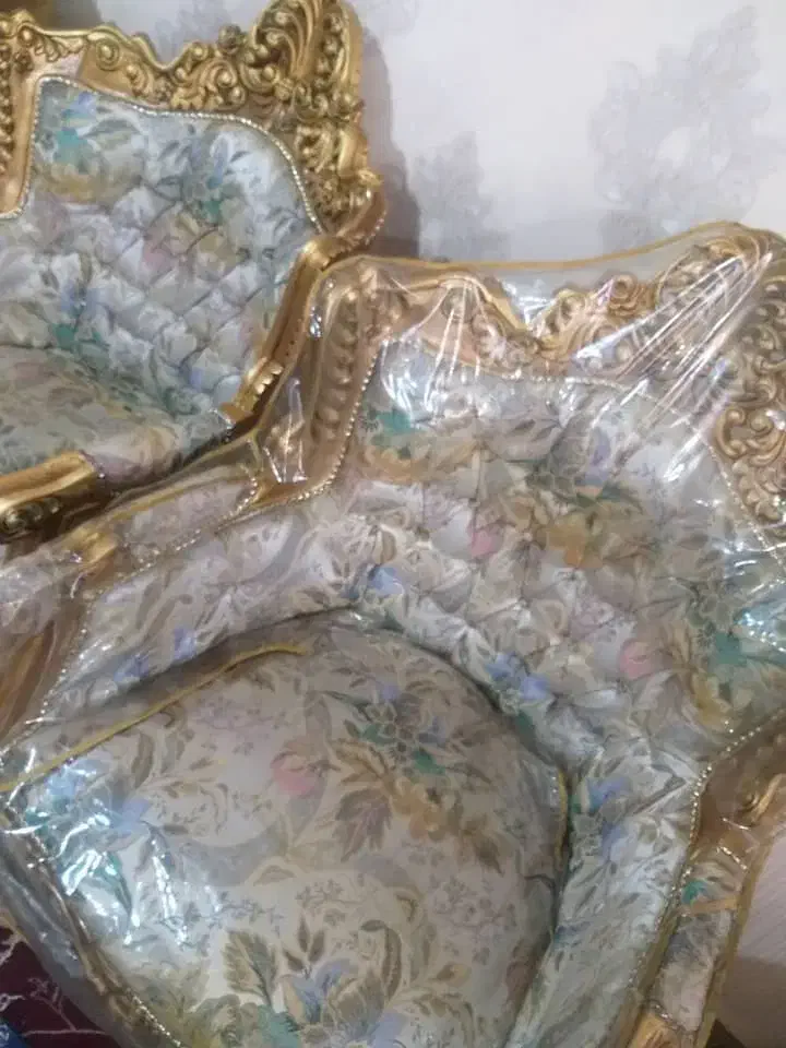 مبل سلطنتی|مبلمان خانگی و میز عسلی|اهواز, باغ شیخ|دیوار