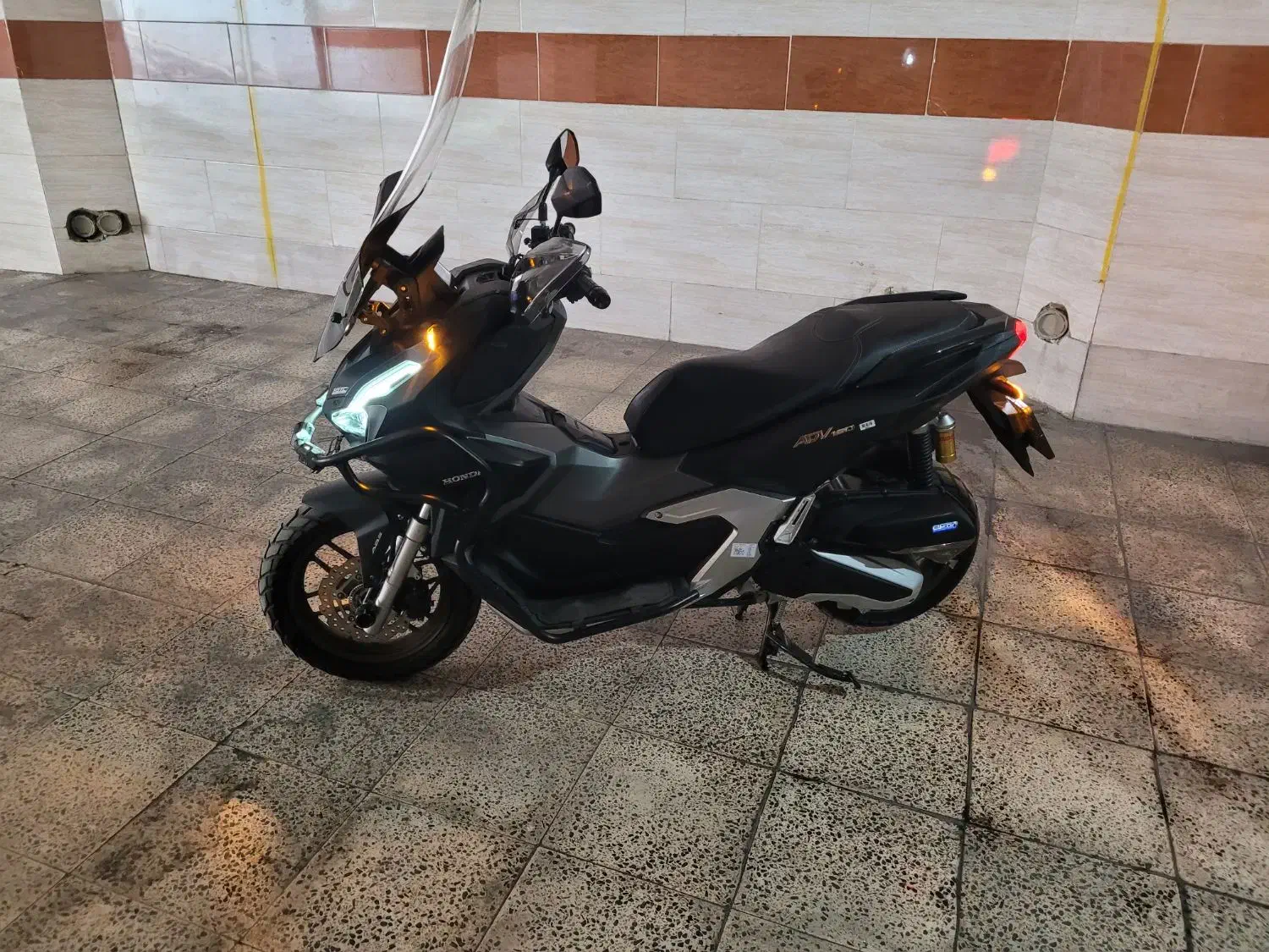 هوندا ADV|موتورسیکلت|تهران, هفده شهریور|دیوار