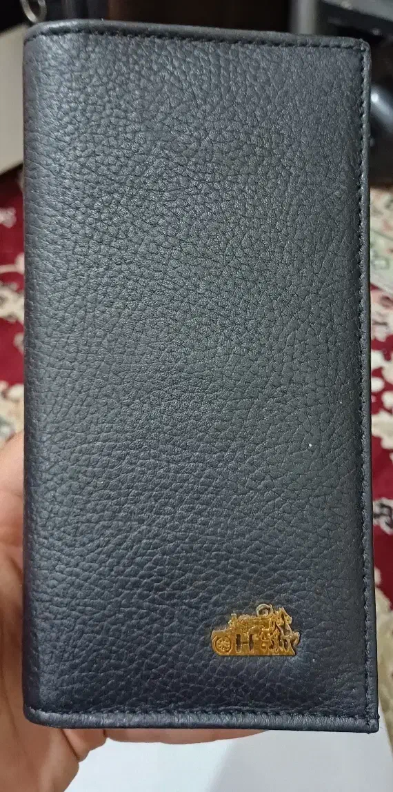 کیف پول|کیف، کفش، کمربند|پرند, فاز ۱|دیوار