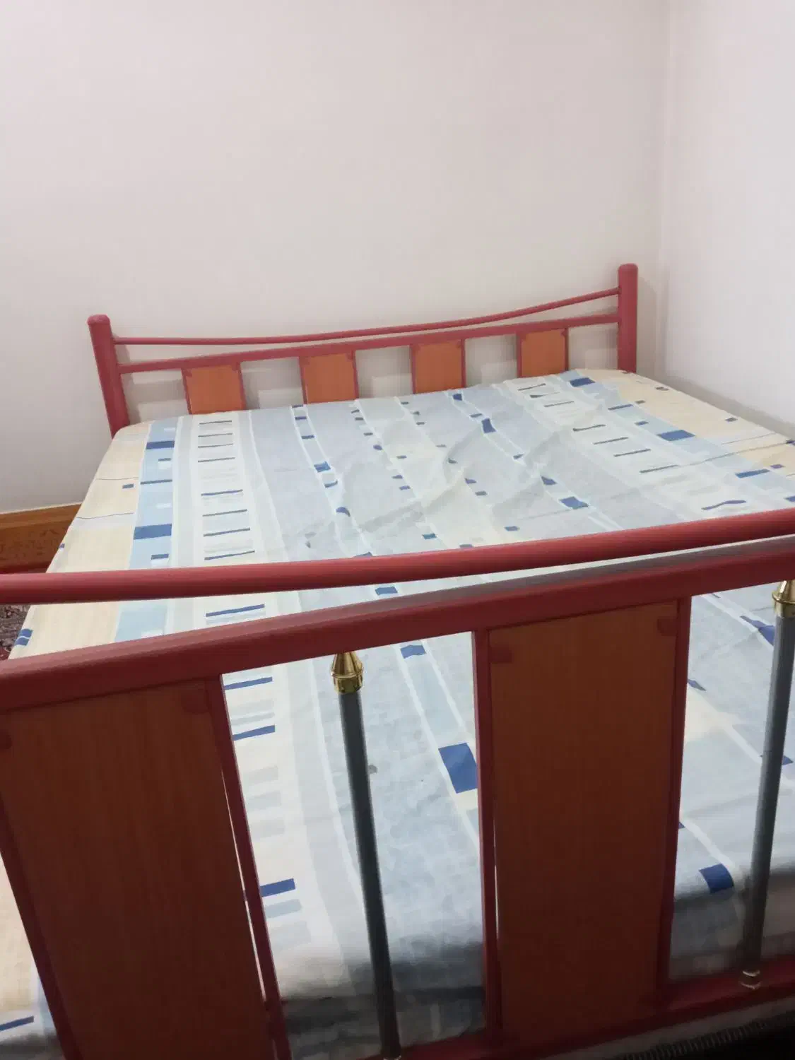 تخت خواب دونفره|تخت و سرویس خواب|مبارکه, |دیوار