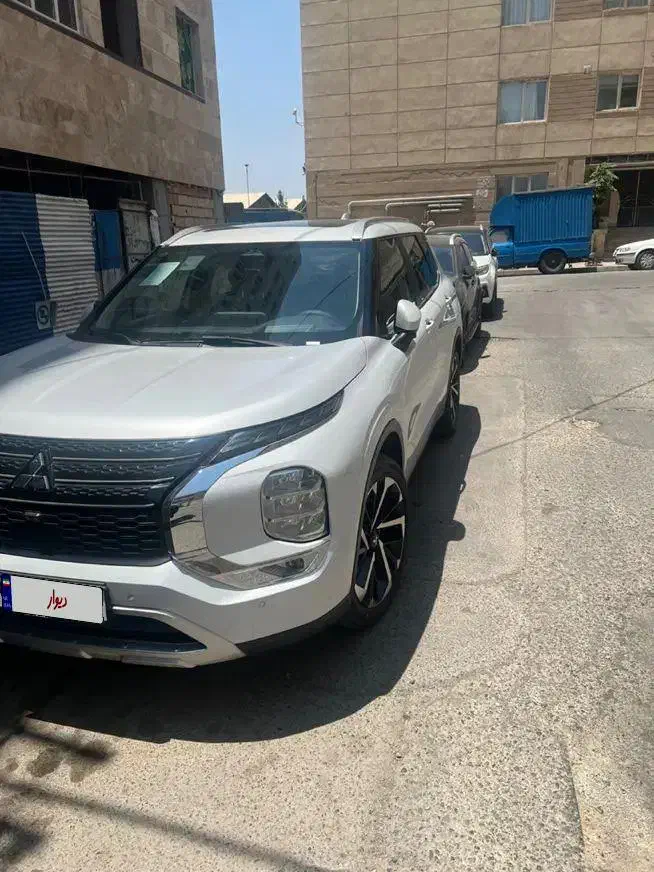 میتسوبیشی اوتلندر h لاین دو دف|خودرو سواری و وانت|تهران, شاهین|دیوار
