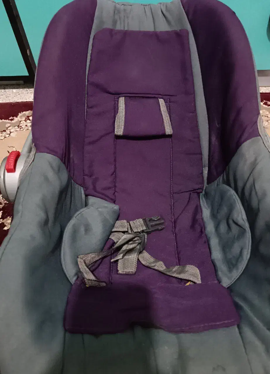 رورئک کریر|اسباب و اثاث بچه|رباط‌کریم, رباط‌کریم|دیوار