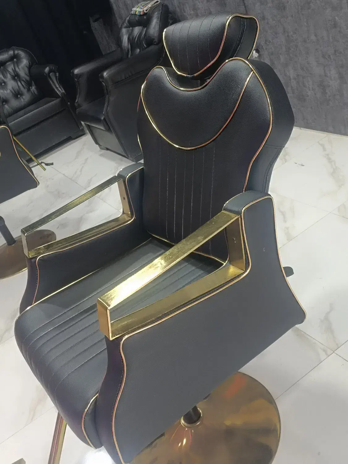 صندلی آرایشگاه|آرایشگاه و سالنهای زیبایی|لردگان, |دیوار