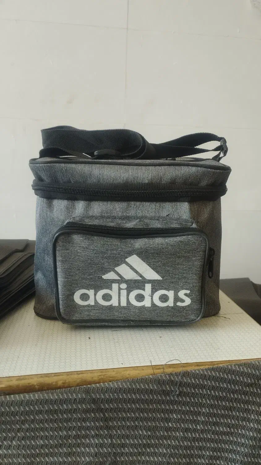 تولیدی کیف غذا|کیف، کفش، کمربند|نیشابور, ده حلاج|دیوار