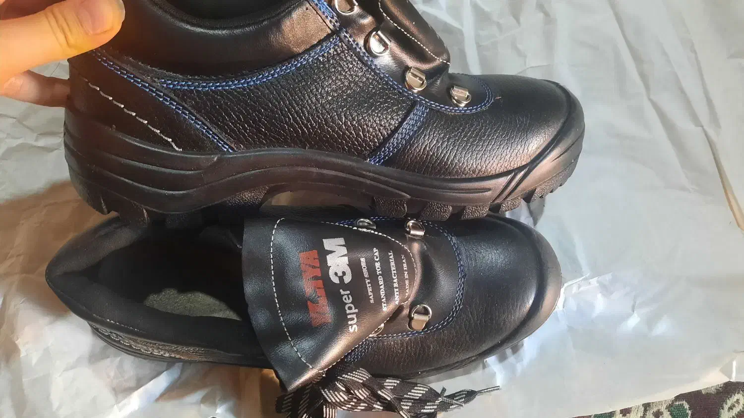 کفش ایمنی|کیف، کفش، کمربند|هندیجان, |دیوار