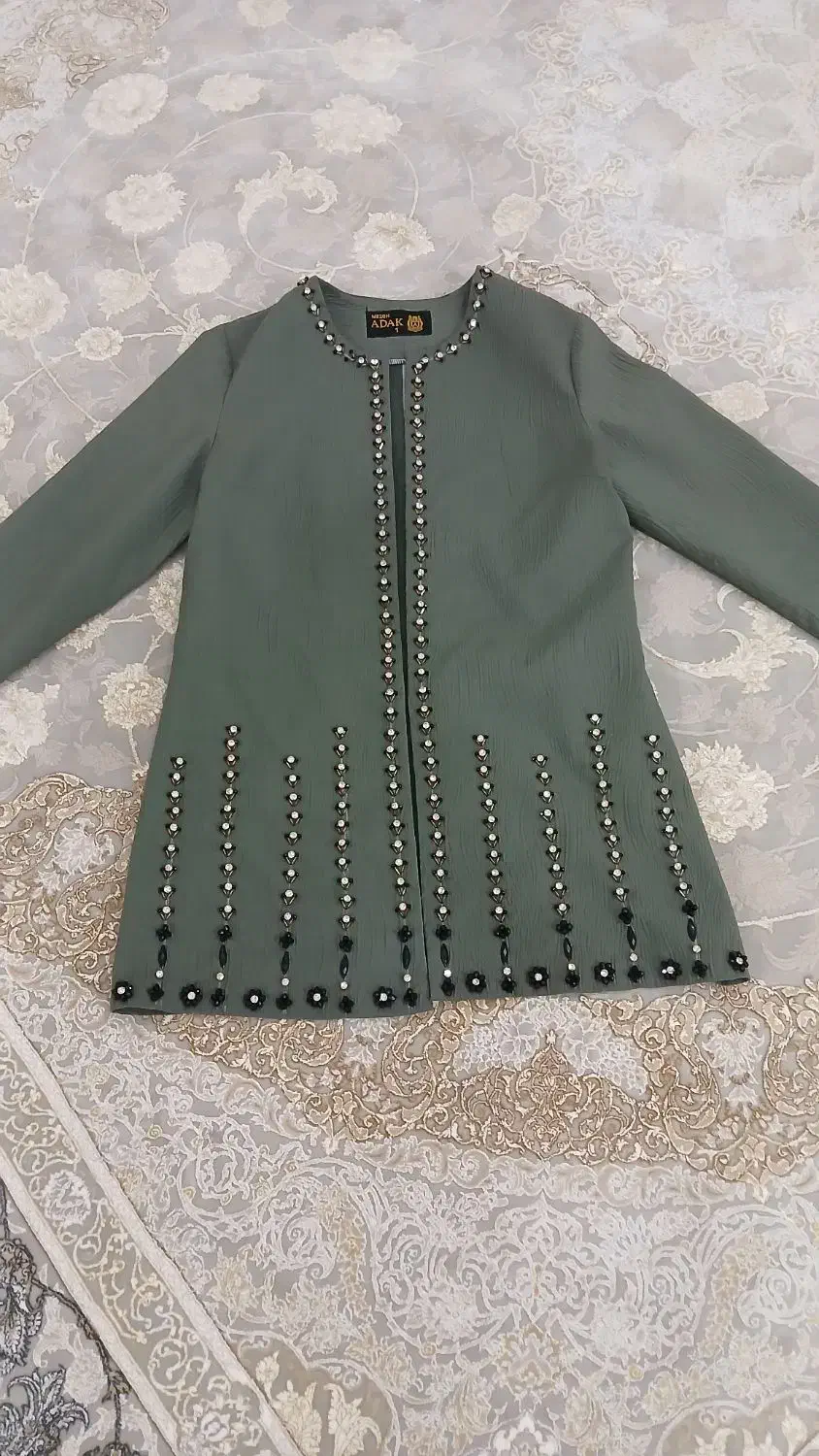 مانتو مجلسی|لباس|قم, شهر قائم|دیوار