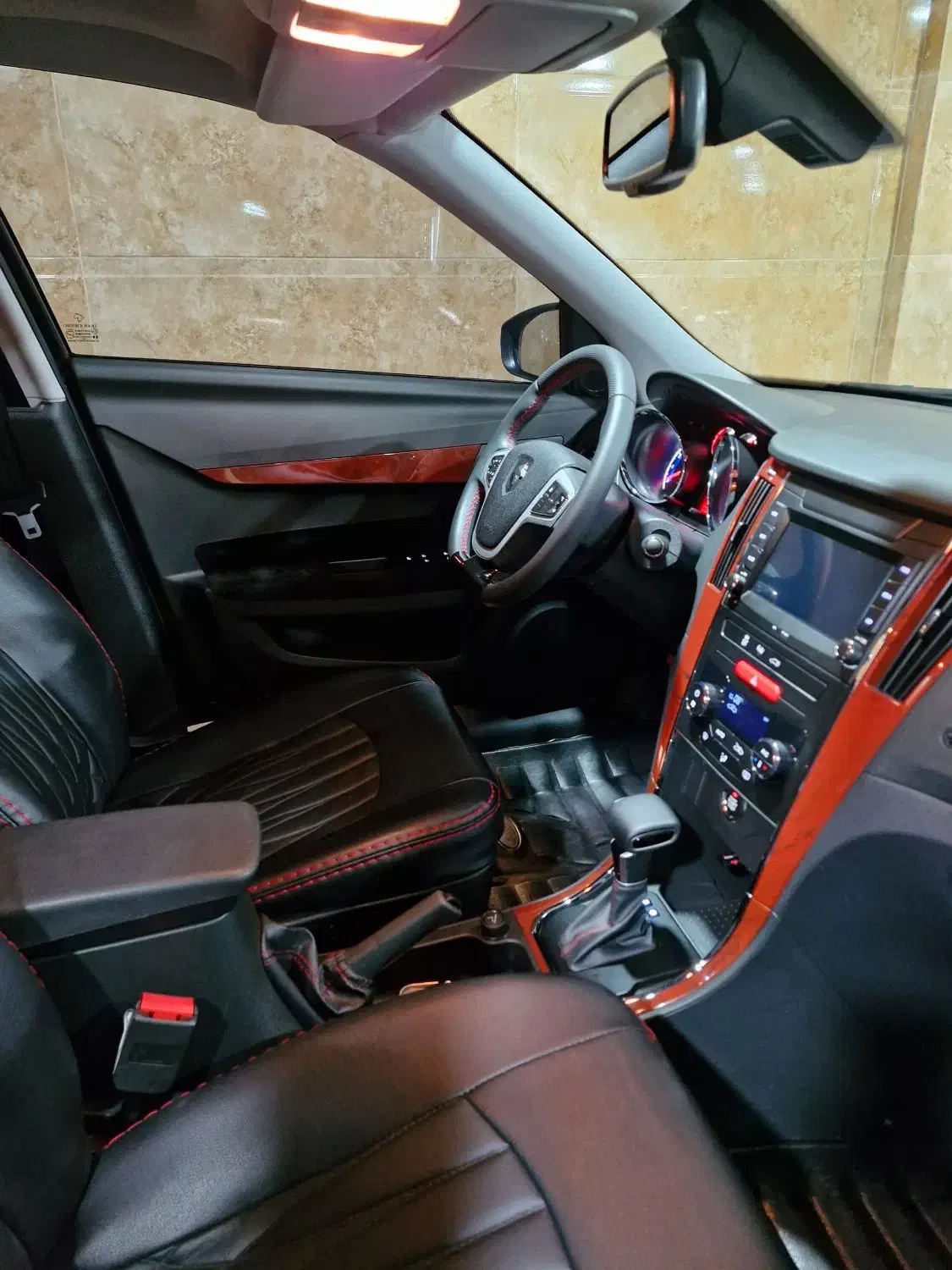 دنا پلاس اتومات آپشنال مدل 1404|خودرو سواری و وانت|شیراز, شهرک فرهنگیان|دیوار