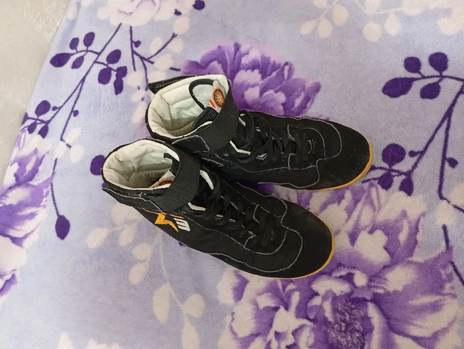 کفش کشتی|تجهیزات ورزشی|فولادشهر, مسکن مهر فولادشهر|دیوار