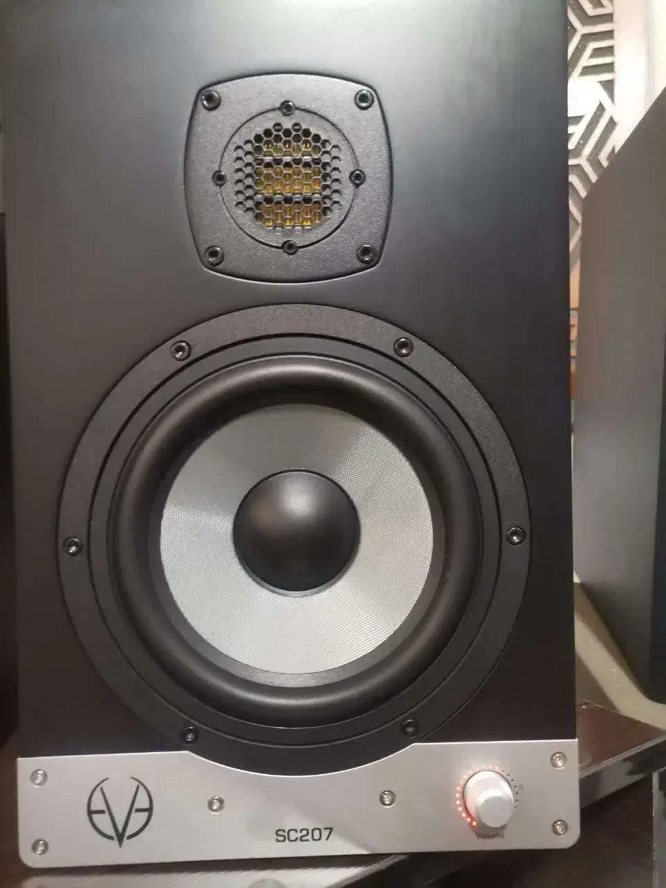 اسپیکر مانیتورینگ  eve audio sc207|آلات موسیقی|تهران, افسریه شمالی|دیوار