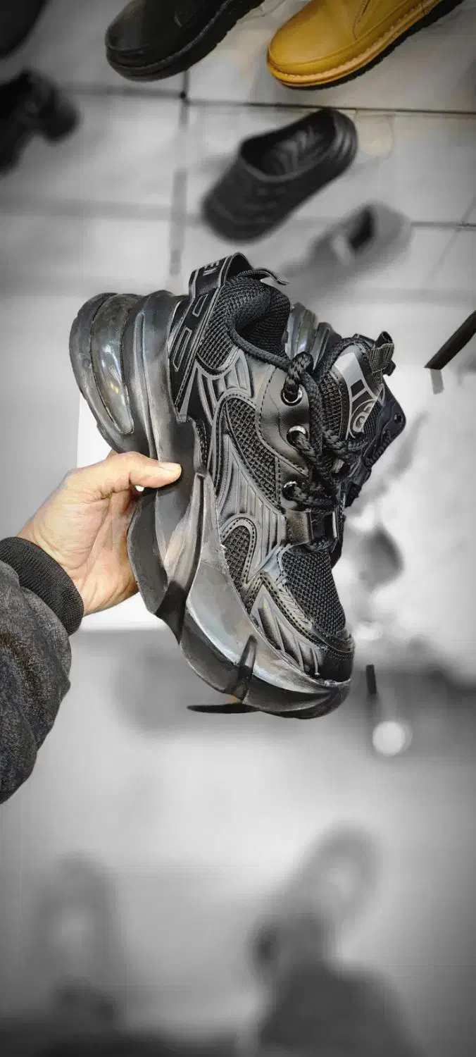 کفش و کتونی بالنسیاگا|کیف، کفش، کمربند|مشهد, دانش|دیوار