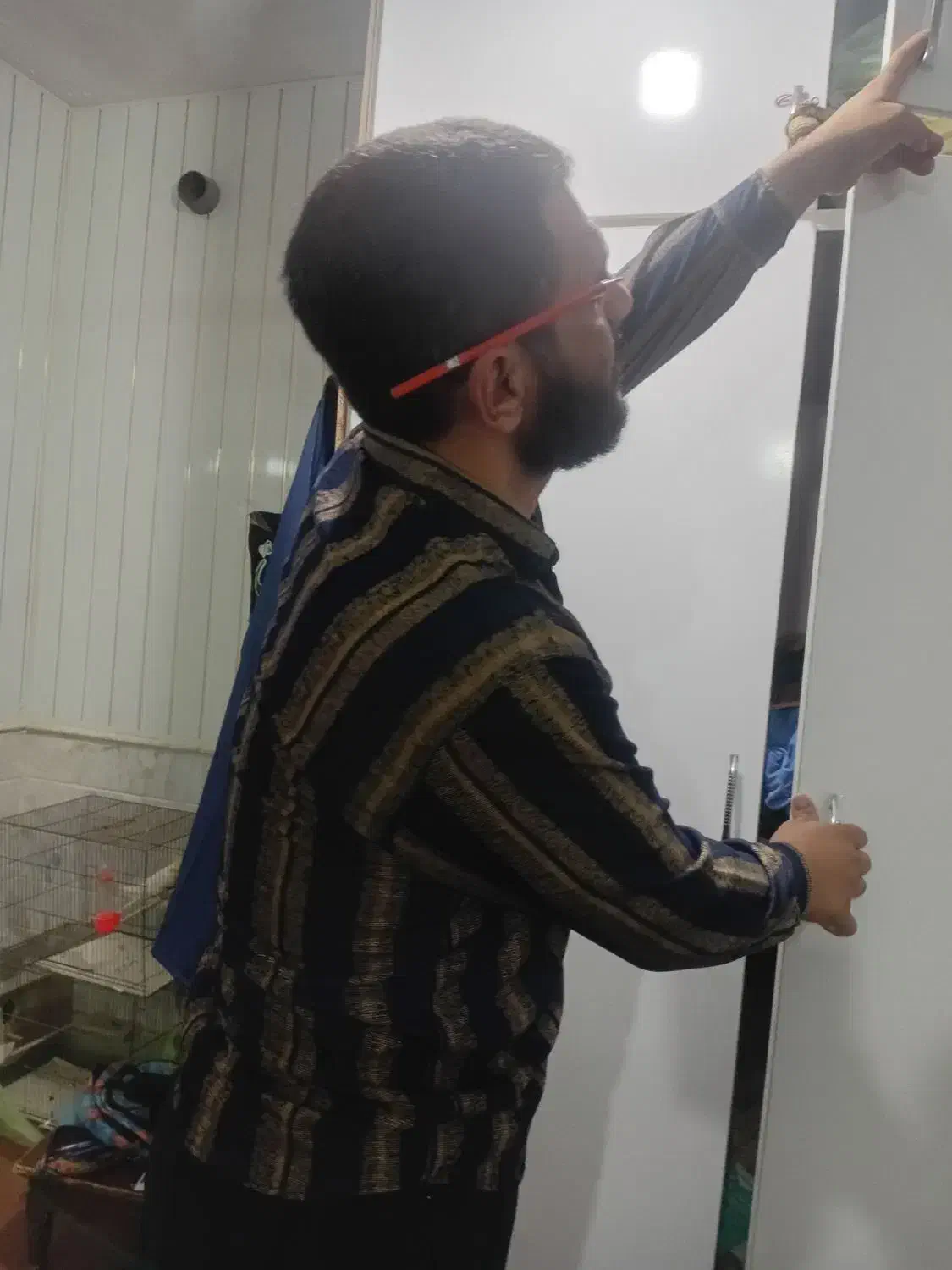 تعمیرات وسایل چوبی و نصب|خدمات پیشه و مهارت|قم, دانش|دیوار