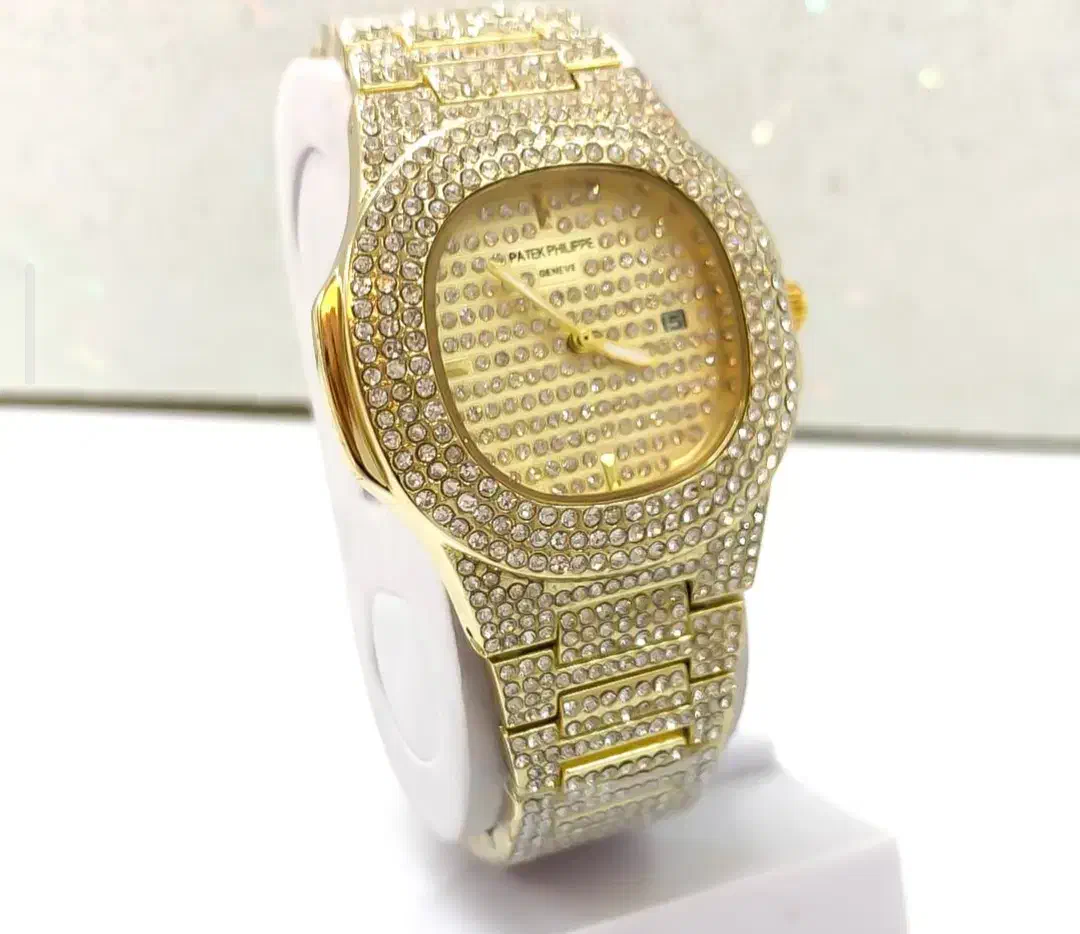 ساعت فول نگین طلایی|ساعت|شیراز, شیخ روزبهان|دیوار