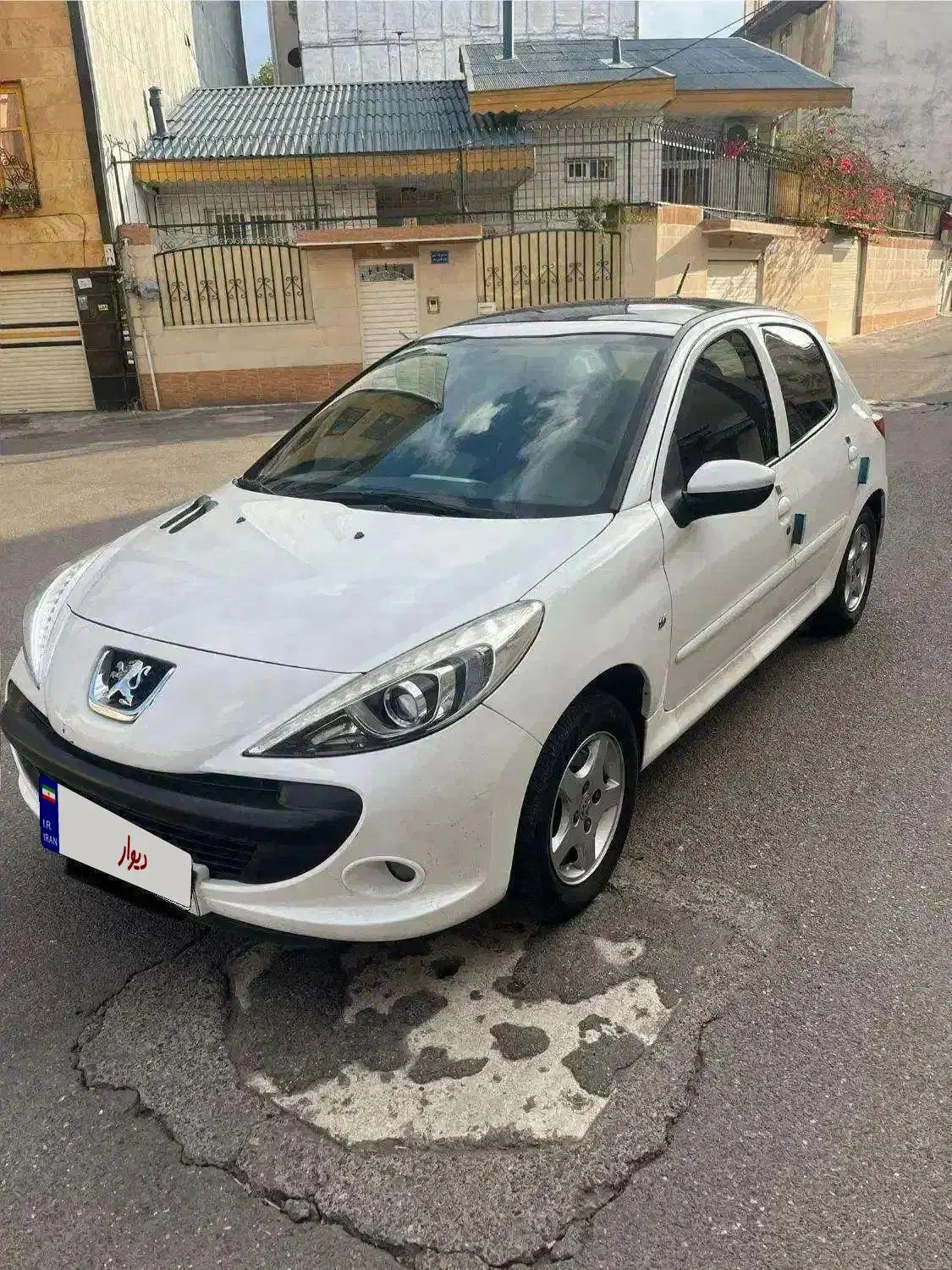 207 مدل ۱۴۰۱ سقف پانا بی رنگ|خودرو سواری و وانت|رشت, منظریه|دیوار