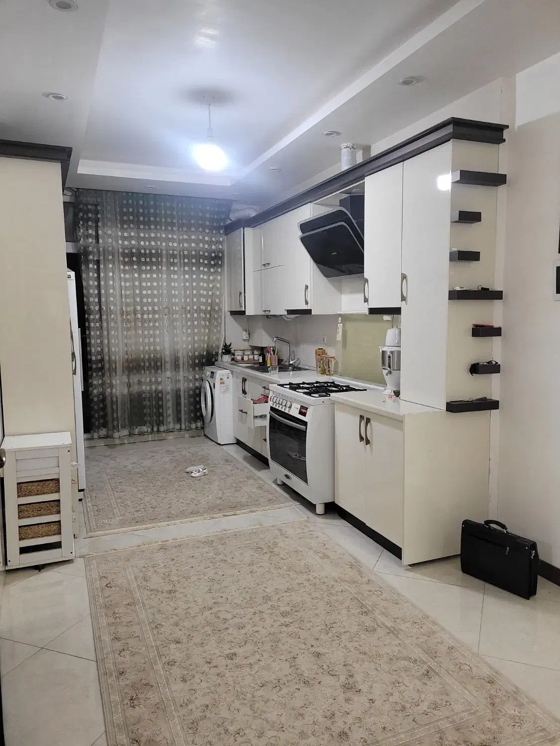 آپارتمان ۱۰۰ متری نوساز تک واحدی غزالی|فروش آپارتمان|نیشابور, شهرک ولیعصر|دیوار