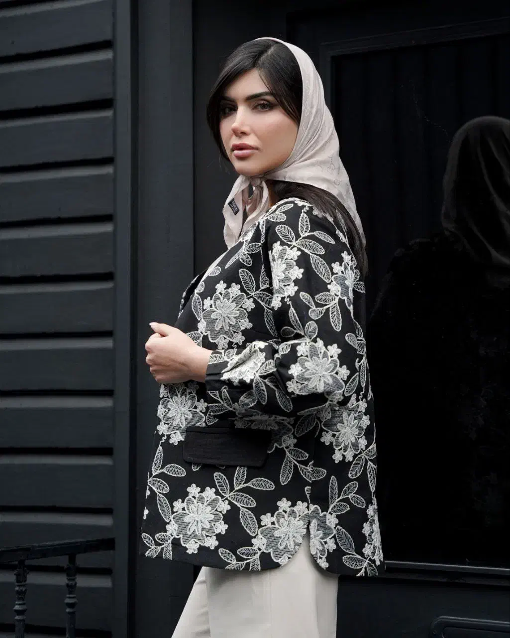 مانتو کت|لباس|خرمآباد, |دیوار