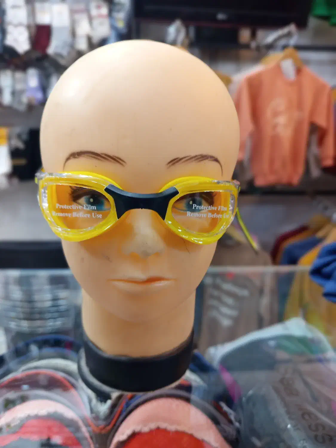 عینک|غواصی و ورزش‌های آبی|آران و بیدگل, |دیوار