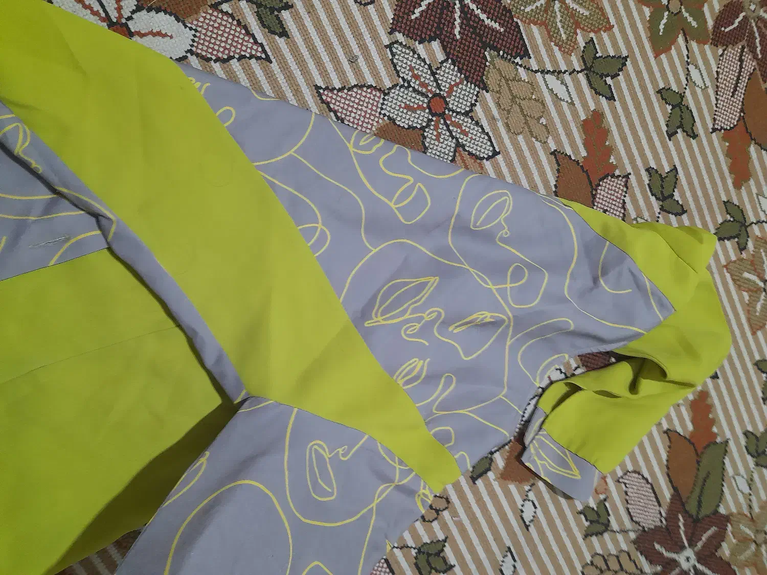 لباس|لباس|فرح دشت, |دیوار