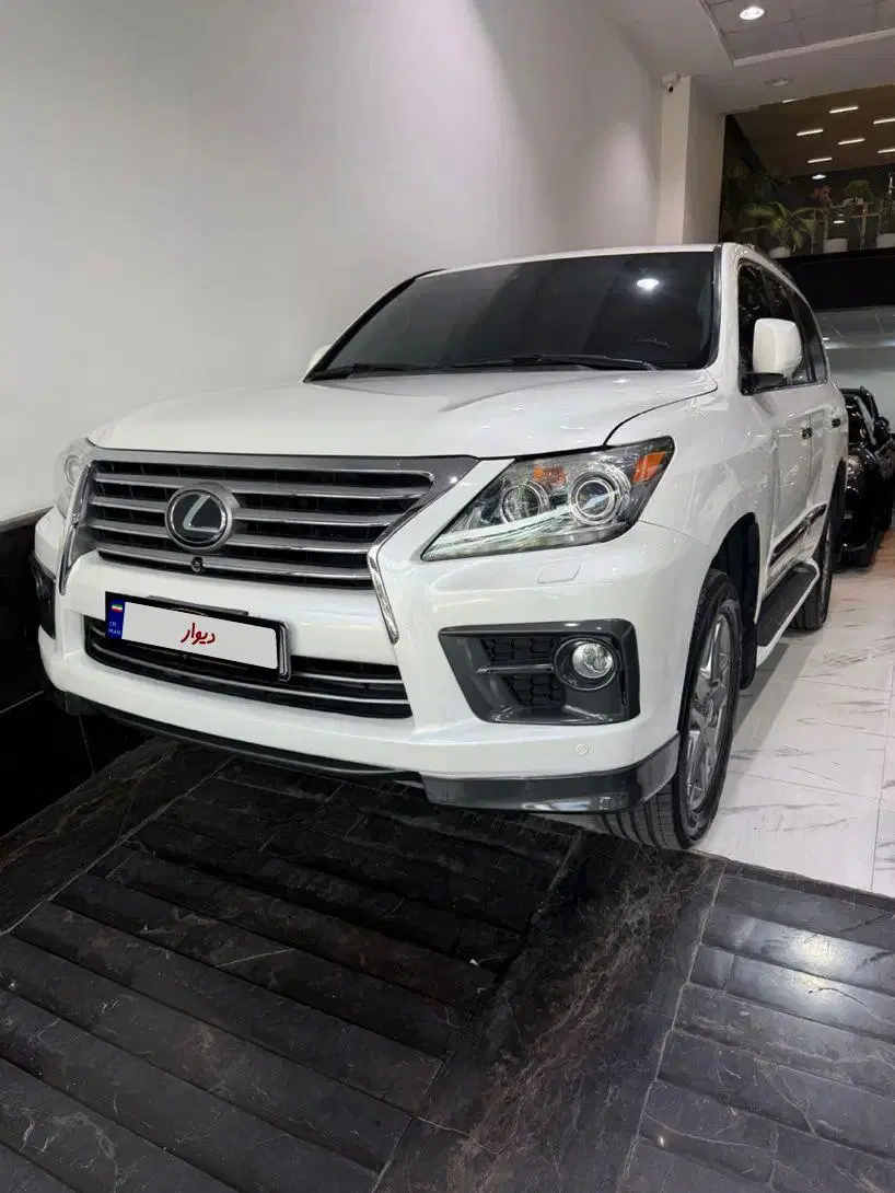 LX570 مدل 2013|خودرو سواری و وانت|تهران, عباس‌آباد|دیوار