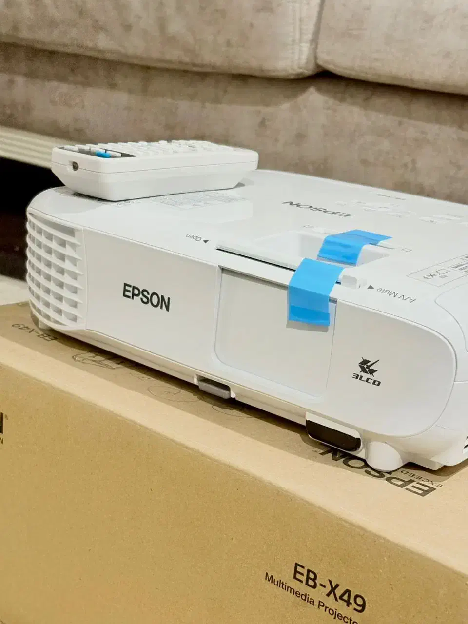 ویدیو پروژکتور اپسون(Epson)|تلویزیون و پروژکتور|بهبهان, |دیوار