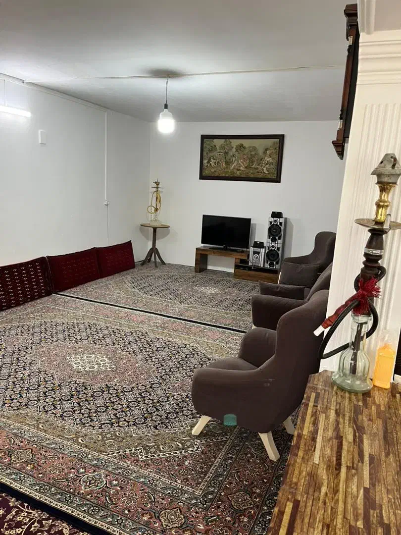 اجاره باغ ویلا خوش قیمت / امنیت کامل / شخصی|اجارهٔ کوتاه‌مدت ویلا و باغ|مشهد, میان ولایت|دیوار