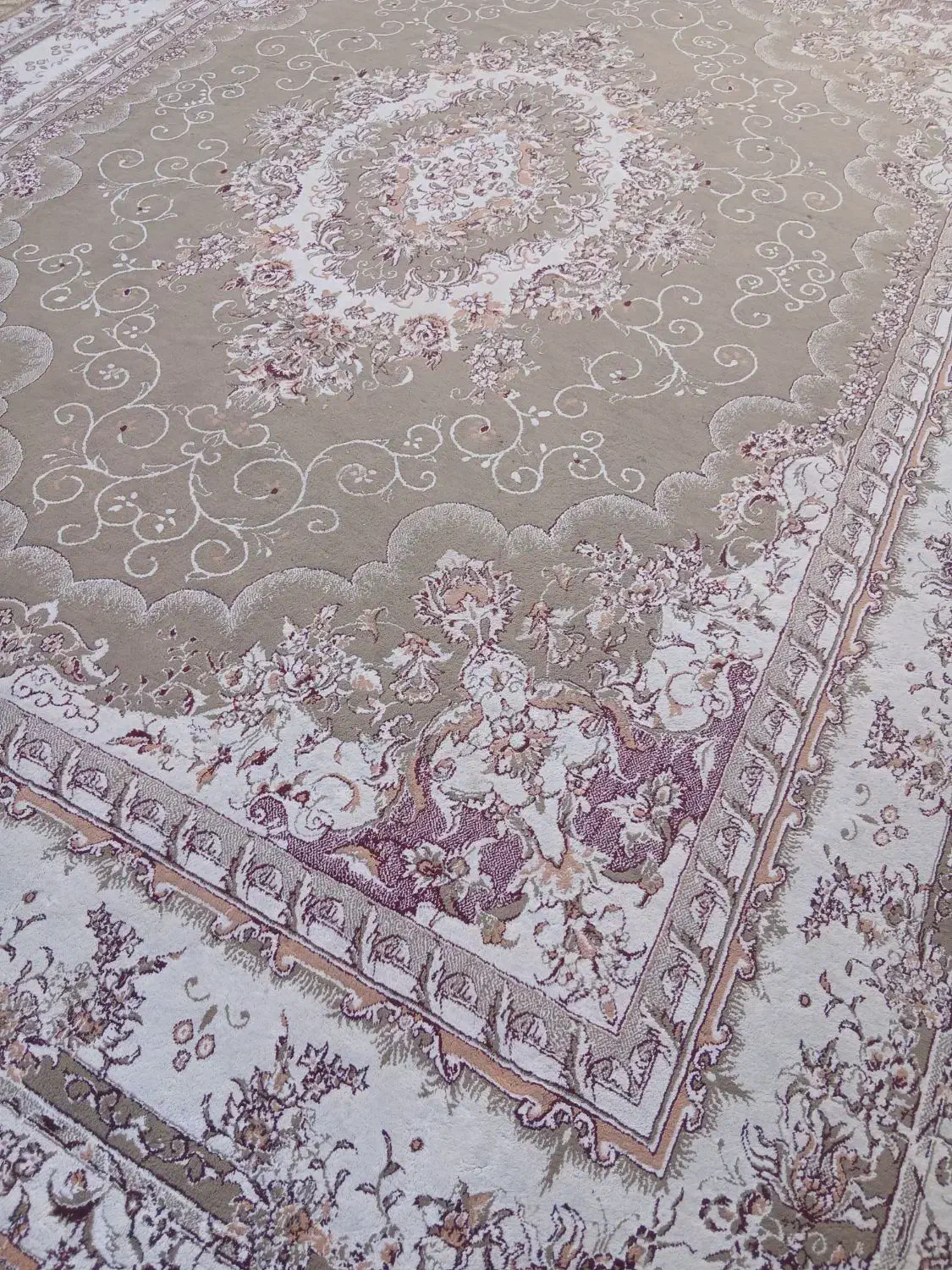 فرش ۱۲ متری|فرش|گناباد, |دیوار