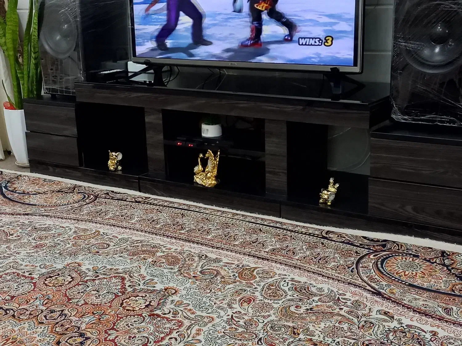 میز تلوزیون|میز تلویزیون|قم, سراجه (۱۵ خرداد)|دیوار