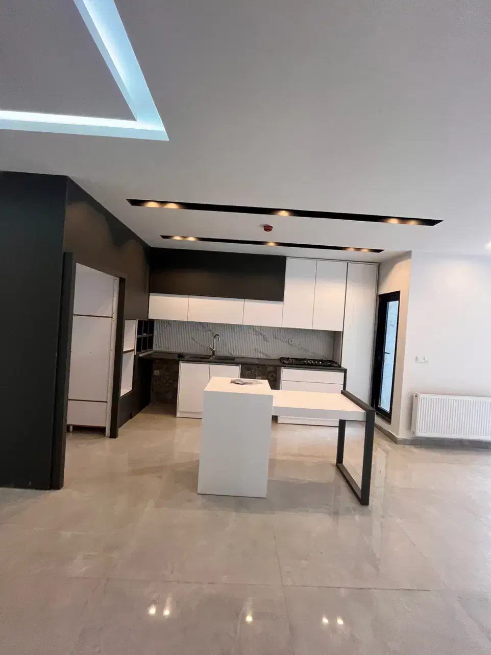 منظریه /خ بهرام /تک واحده /۳ خواب/نصف معاوضه|فروش آپارتمان|رشت, منظریه|دیوار