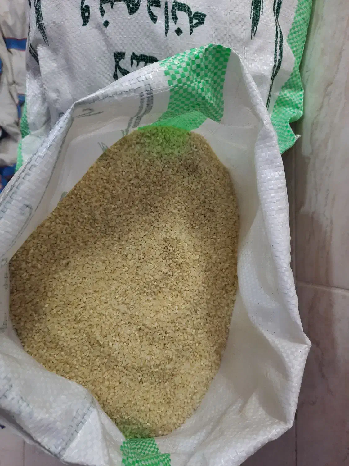 خورده برنج لنجان|خوردنی و آشامیدنی|اصفهان, عمان سامانی|دیوار