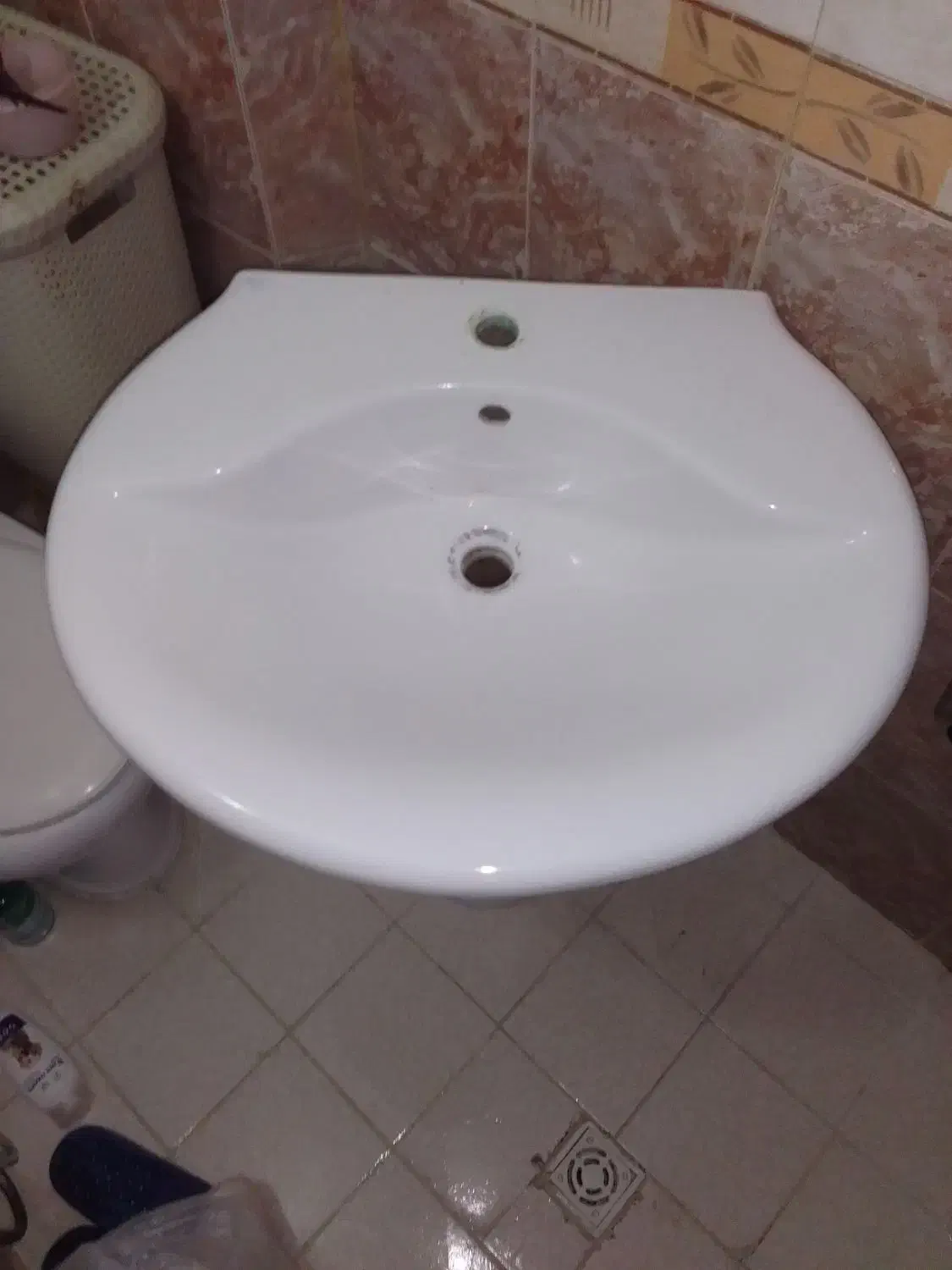 روشویی|لوازم سرویس بهداشتی|رشت, دیلمان|دیوار